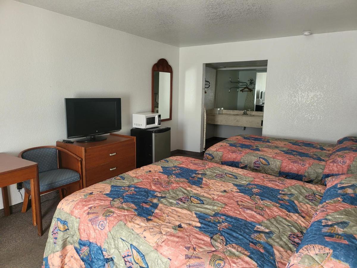Hotel Blue Ribbon And 3*
